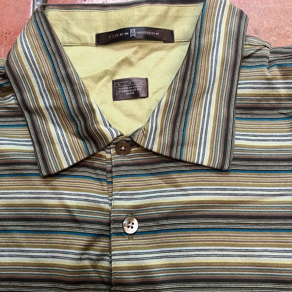 Tiger Woods Polo Shirt - Picture 3 of 4
